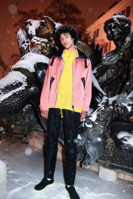 Michael Ullrich fotografiert ein Mode Editorial für das Magazin Achtung Mode in Nürnberg zum Thema Heimat 