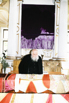 Michael Ullrich fotografiert Herrmann Nitsch für das SZ Magazin 