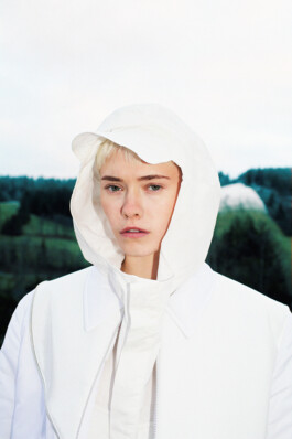 Michael Ullrich und Achtung Mode fotografieren ein Mode Editorial im Schwarzwald 